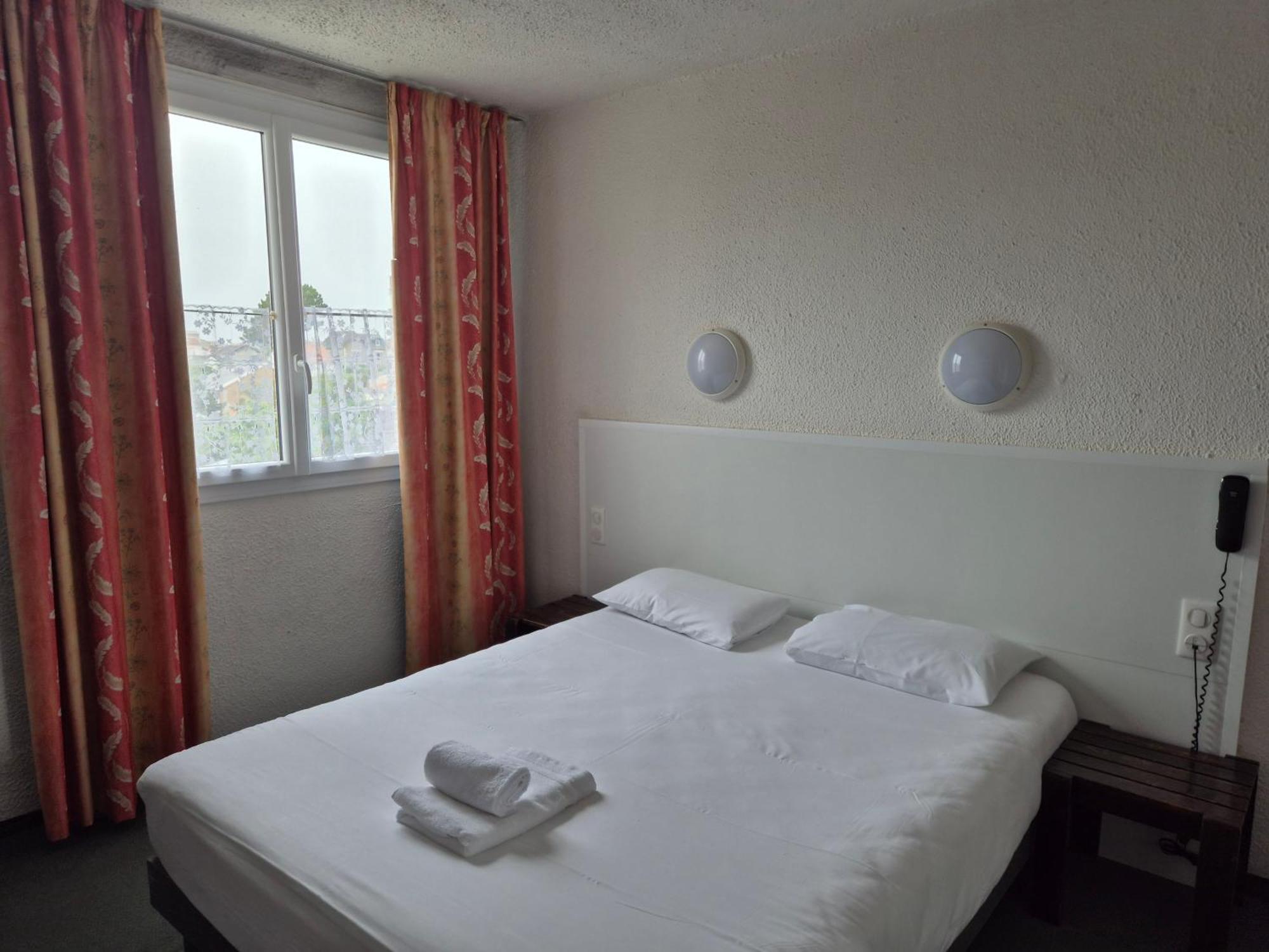 Hotel Le שאלאן מראה חיצוני תמונה